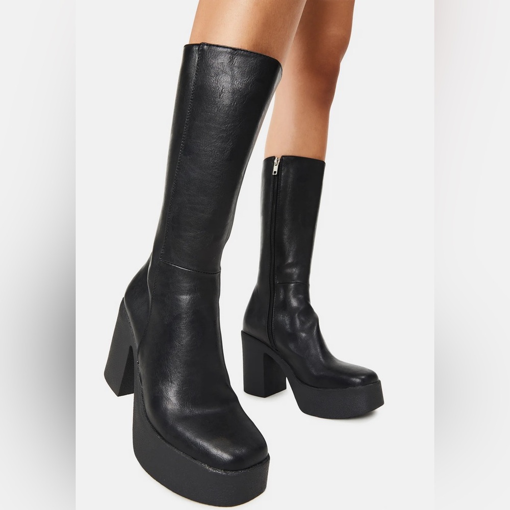 Lamoda Slick Nicks Calf High Boots